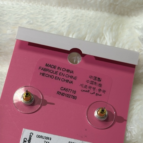 Kate Spade Everyday Spade Enamel Studs - Picture 4 of 4